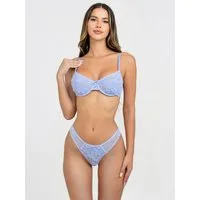 Elegant Love Set: Bügel-BH Sexy Dessous – Reizwäsche-Set mit Blumendetails (Set, 2-tlg., mit Tanga) Romantisches Lingerie-Set – BH mit String im femininen Design
