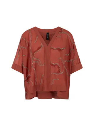 Marc Cain Collections - Schwingende Bluse mit Verzierung etruscan red - Gr. - 36