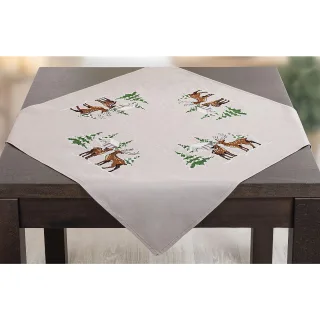 Stickmitteldecke "Rehe in Winterlandschaft"