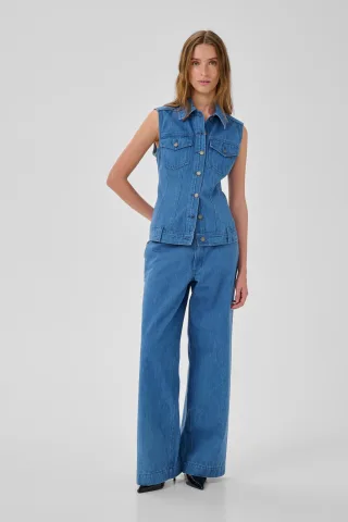 Blau