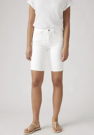Levis Shorts "SHAPING BERMUDA" Sommerhose im Five-Pocket Style