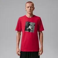 Jordan Trainingsshirt Jordan Poolside Men's T-Shirt mit markantem Frontprint, atmungsaktives Material, aus Baumwolle