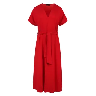 Rotes Jersey-Midikleid mit Gürtel