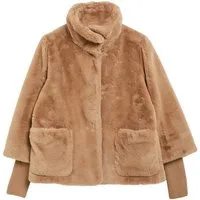 s.Oliver BLACK LABEL Fellimitatjacke Stehkragen, Fellimitat, Druckknöpfe