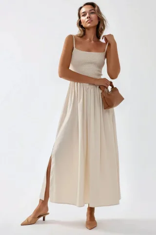 Maxikleid A-Form mit quadratischem Ausschnitt
