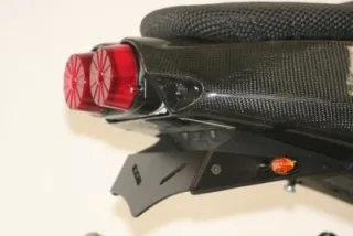 R&amp;G Kennzeichenhalter Heckumbau Aprilia RSV 1000 Mille Bj. 2001-2003 Typ: RP eintragungsfrei