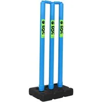 DSC Badmintonschläger DSC Cricketstumpf-Set aus Kunststoff, Langlebig, (Im Lieferumfang enthalten: 1 Stumpfset, Mit 3 Stümpfen, 2 Bügeln und 1 Sockel), Einfach aufzubauen für schnellen und problemlosen Einsatz.