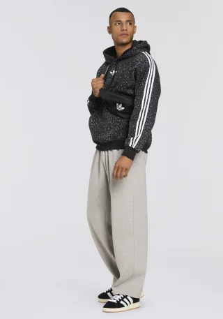 adidas Originals Sporthose "TREFOIL ESSENTIALS, BEINABSCHLÜSSE OHNE SAUM"
