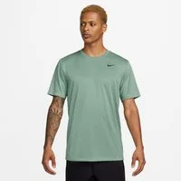 Nike Trainingsshirt DRI-FIT LEGEND MEN'S FITNESS T-SHIRT lockere Passform, Kurzarm, für vielseitige sportliche Aktivitäten