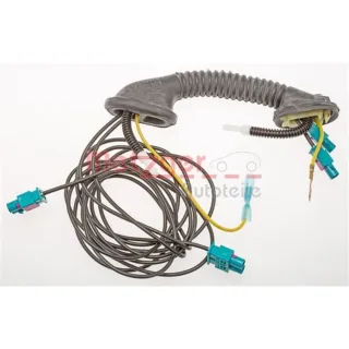 Metzger Kabelreparatursatz f?r Heckklappe rechts VW Golf 5