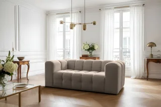 Sofa Designersofa SOLVIE 2-Sitzer in Stoff Tiffani Taupe