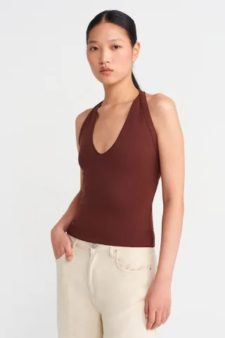 Slim Fit Halterneck Cut-Out Bluse