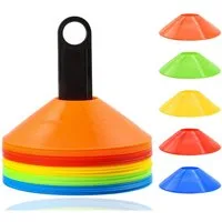 Sportyfits® Markierungshütchen 20x Markierungshütchen Hütchen für Slalom Trainingszubehör Sport (20er Set, 20 St., 20 Hütchen in 5 verschiedenen Farben), Flexibles Material / inkl. Halterung