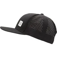 chillouts Snapback Cap Owaka Hat sportlich, atmungsaktiv mit perforierten Seitenteilen