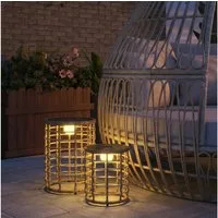 Outsunny LED Solarleuchte mit Lichtsensor, LED, Ein-,Ausschalter, LED fest integriert, Warmweiß, für Garten Balkon Außen Rasen Hof