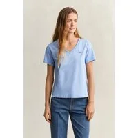 Gant T-Shirt REG SHIELD KA V-NECK T-SHIRT mit einer kleinen Logostickerei auf der Brust