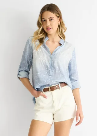 Blaues Top im Denim-Look mit aufgerollten Ärmeln und Übergröße