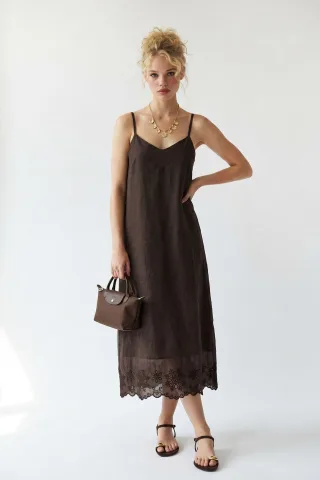 Besticktes A-Linien Midi Unterkleid