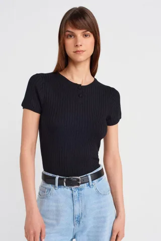 Rippierte Kurzarm-Buttonbluse