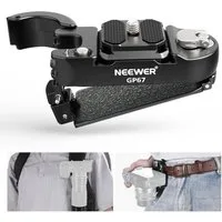 Neewer Kamerahalterung GP67 Rucksack Kamera Clip Halterung mit quadratischer QR Platte, (Packung, verbesserter Sicherheitsriegel, Schnellentriegelung)