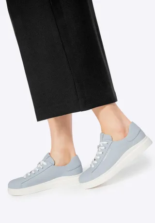 Wittchen Damen-Plateau-Sneaker in klassischem Blau, Naturleder