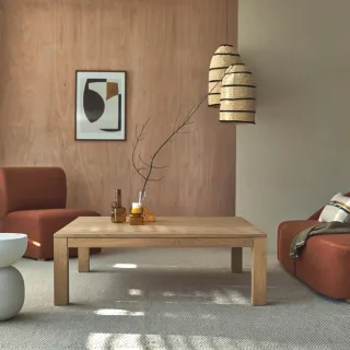 Couchtisch Eden aus massivem Eichenholz 125x125