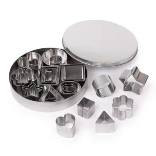 Metall Ausstechformen, 2–4 cm, 24 Stück