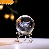 feinlux Dekoobjekt Dekokugel 3D Kristallkugel (Set, Glaskugel mit versilbertem Blumenständer), 60mm Dekoration für Zuhause