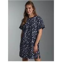 Trigema Bigshirt TRIGEMA Bigshirt mit Allover Herz Print (1-tlg)