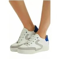 Stella McCartney Iconic Retro Oldschool Schuhe Sneaker Designerin, häufig als "Königin" der Eco-Fashion bezeichnet