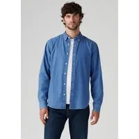Levi's® Langarmhemd AUTHENTIC BUTTON DOWN mit Ton-in-Ton Logostickerei auf der Brust