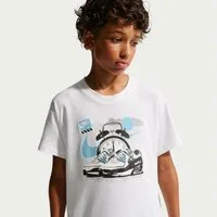 Nike Sportswear T-Shirt Nike Sportswear Big Kids' T-Shirt für Kinder geeignet, mit Rundhalsausschnitt, aus Baumwolle