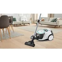BOSCH Bodenstaubsauger Serie 6 ProHygienic BGC41XHYG, ideal für Allergiker, Hygiene-Filter, 700 W, beutellos, 10 Jahre Motorgarantie, Hartbodendüse, XXL-Polsterdüse, leise, weiß