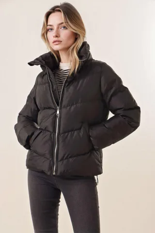 Dicker Reißverschluss-Kragen Pufferjacke