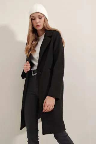 Geknöpfter langer Mantel mit Taschen