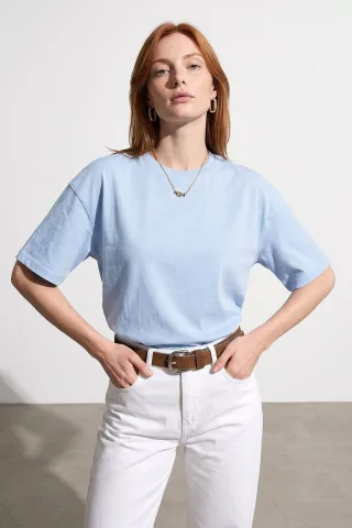 Hellblau