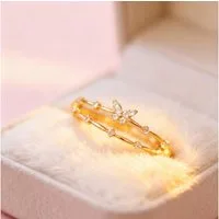 Color Design Silberring Eleganter Silberring mit Zirkonia und Schmetterlingsdesign (Größen verstellbar, inkl. Geschenkbeutel), filigraner Damenring in Goldoptik