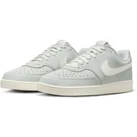 Nike Sportswear Court Vision Low Sneaker inspiriert vom Design des Nike Air Force