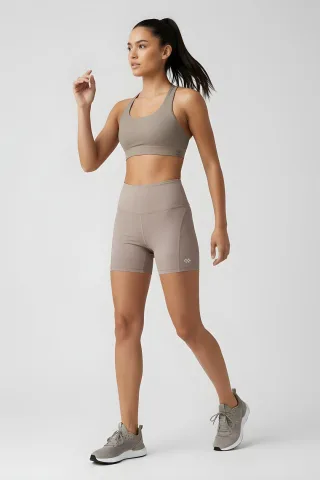Kurze hochtaillierte Slim-Fit Leggings mit Gürtel