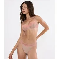 Triumph Balconette-BH Comfort Glam Komfort-Bügel, Spitze, florale-grafische Spitze, eleganter Look