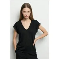 Vero Moda Blusenshirt VMIBILSA S/S V-NECK TOP JRS BTQ mit Spitzendetails