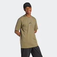 adidas Sportswear T-Shirt CODES PHOTOREAL GRAPHIC sportlicher Stil, ohne Verschluss, mit Rückenprint, aus Baumwolle