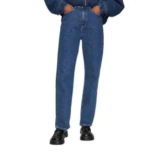 Hoch geschnittene Jeans im klassischen Schnitt