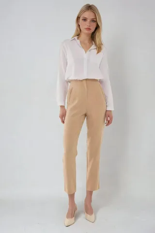 Hochtaillierte Zigarettenhose