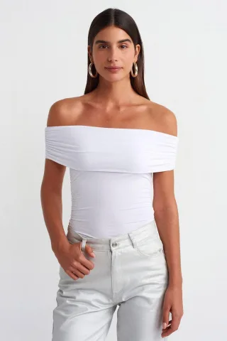 Schulterfreie Slim Fit Jersey-Bluse