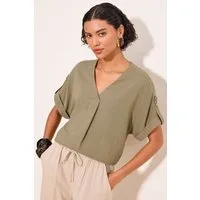 LIPSY V-Shirt Lipsy Regular Fit Oberteil mit V-Ausschnitt (1-tlg)