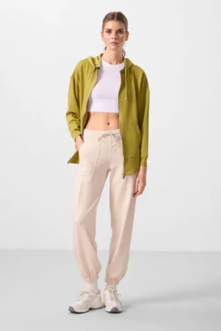 Hüftlange Crepe-Relaxed-Hosen mit Tasche