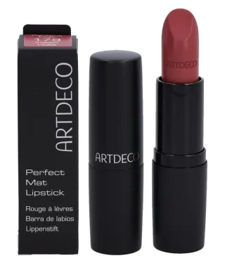 Artdeco Perfect Mat Lipstick.