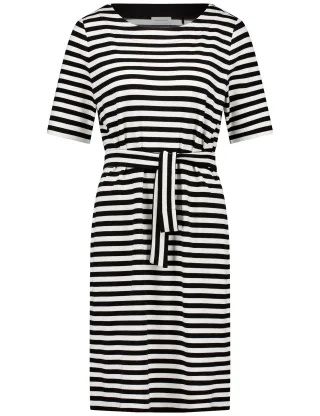 GERRY WEBER Collection - Kleid Gewirke black-white stripe - Gr. - 44