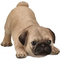 Figuren Shop GmbH Tierfigur Hundefigur - Mops Welpe will spielen - Hund Dekofigur Dekoration